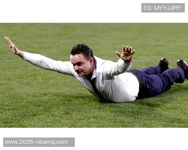 奥维马斯有望重返阿贾克斯担任体育总监职位 奥维马斯有望重返阿贾克斯担任体育总监职位