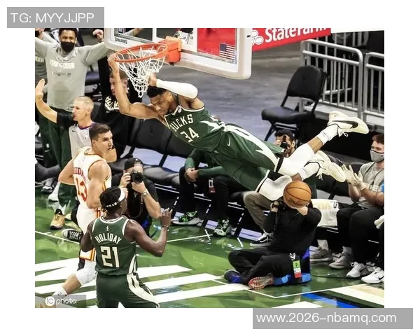 字母哥罚球全中空接暴扣绝杀全场砍下30分10板5助展现超级巨星风范