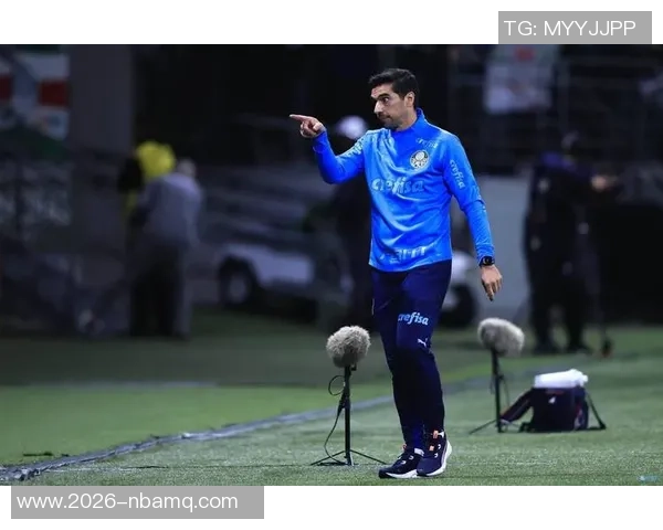 帕尔梅拉斯主帅高度评价21岁小将阿兰呼吁俱乐部给予涨薪待遇